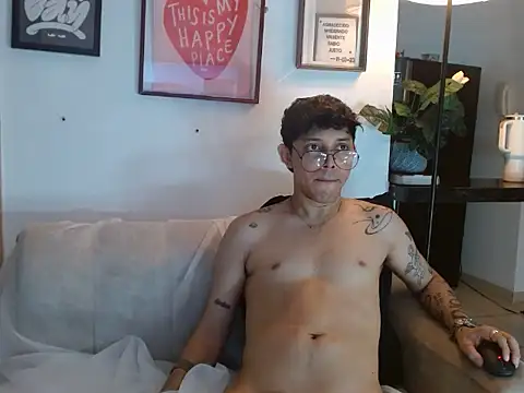 tonysexyboy: διαδικτυακό σόου στην κάμερα
