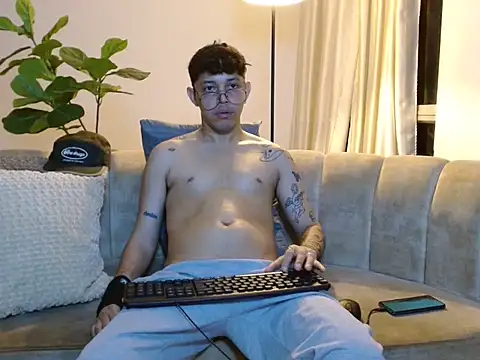 Show de tonysexyboy na webcam