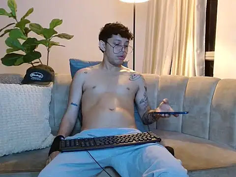 Webkamerová show tonysexyboy