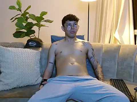 tonysexyboy Webcamshow