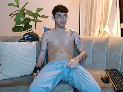 tonysexyboy webcam show