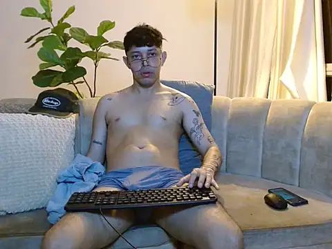Webkamerová show tonysexyboy