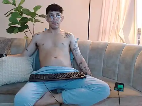 tonysexyboy Webcam show