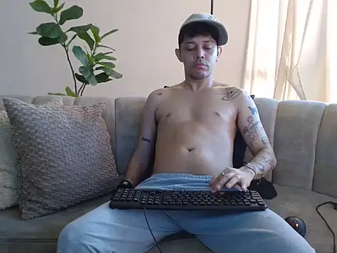 Webkamerová show tonysexyboy