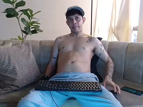 tonysexyboy Webcam-Show