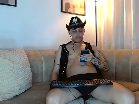 tonysexyboy Webcam-Show