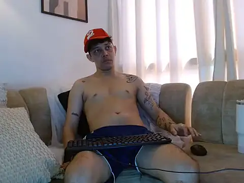 tonysexyboy 网络视讯表演