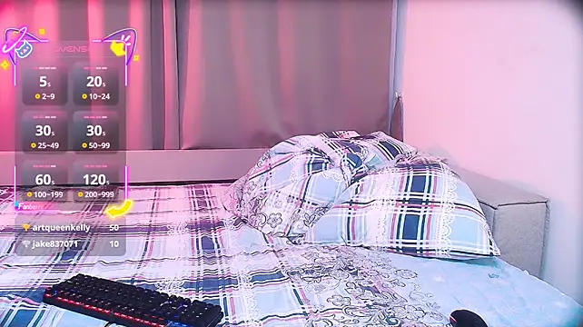Littlepinkcat Show in webcam