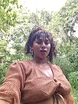 _kimberlly Show in webcam