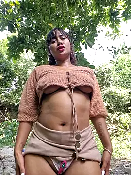 _kimberlly Show in webcam