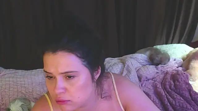 Malika_uAngel Chat XXX in diretta
