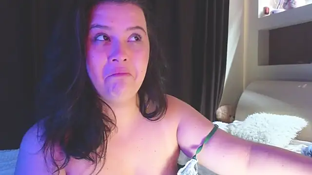 XXX chat uživo modela Malika_uAngel