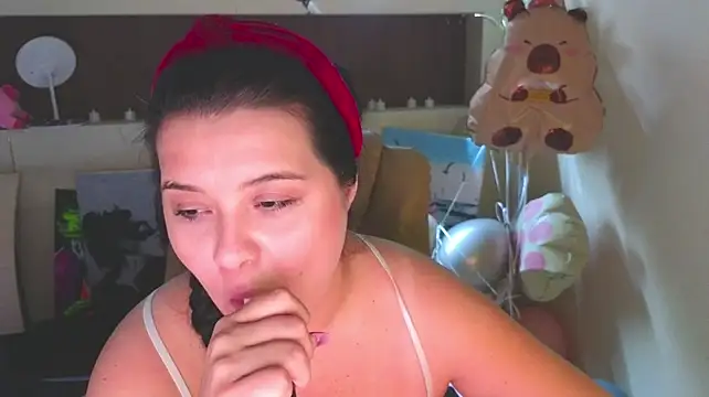 Malika_uAngel: вебкам-шоу