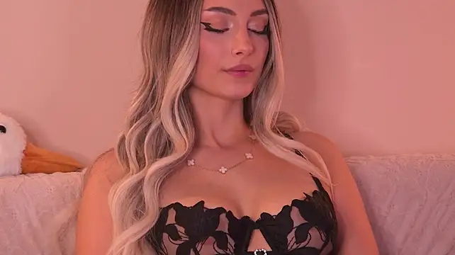 AnyaLobb – webcam-show