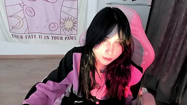 Holy420lolii Show Webcam