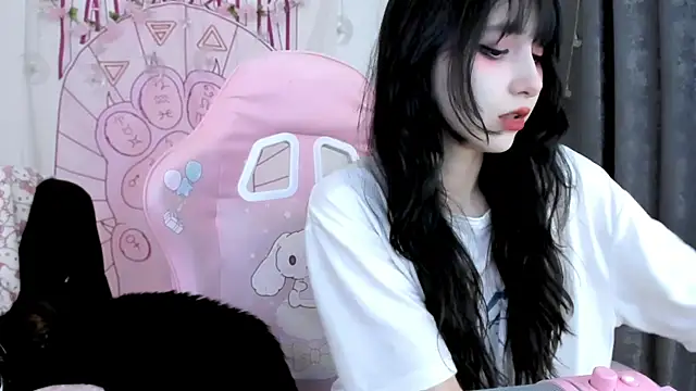 Holy420lolii 웹캠 쇼