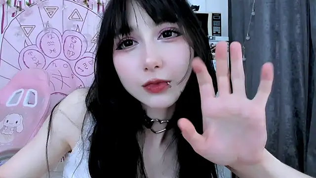 Živý XXX chat Holy420lolii