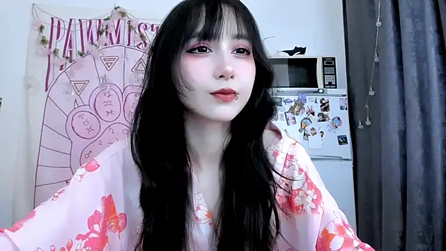 Holy420loliiのライブXXXチャット