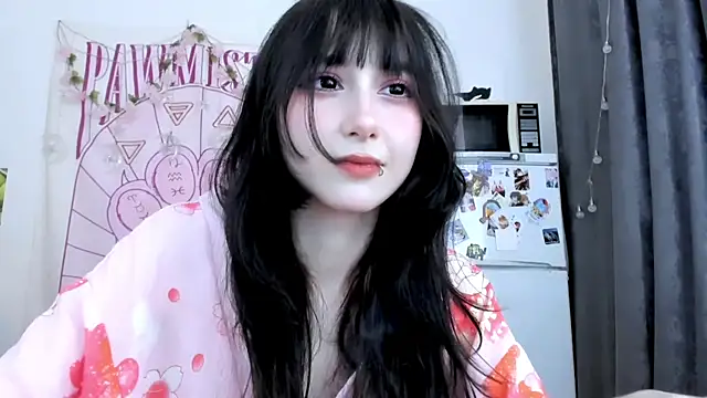 Chat +18 de Holy420lolii ao vivo