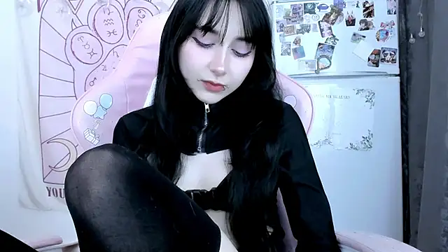 Holy420lolii Live XXX-chat