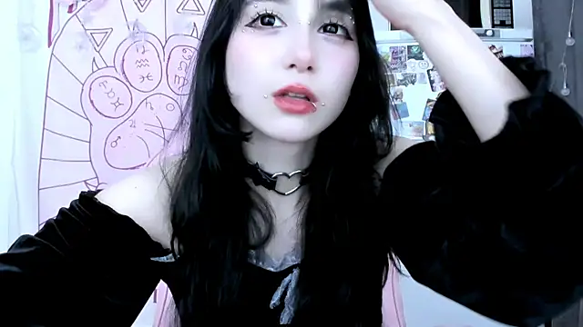 Chat XXX ao vivo de Holy420lolii
