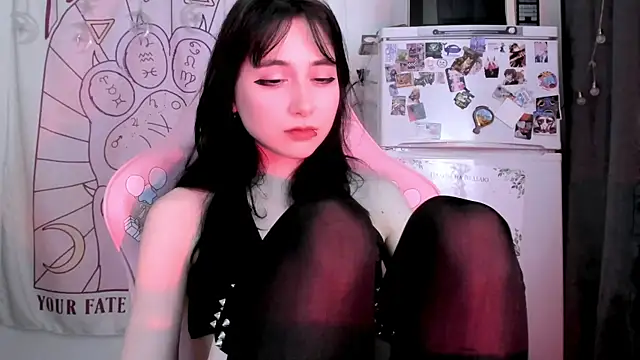 แชท XXX สดของ Holy420lolii