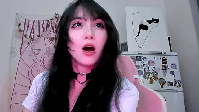 Holy420lolii's Live XXX Chat
