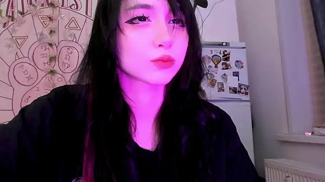 Holy420lolii ওয়েবক্যাম শো
