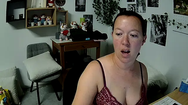 AnyaKrey@xh – Live XXX-chat