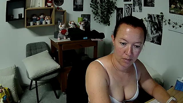 AnyaKrey@xh – Live XXX-chat
