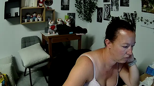 AnyaKrey@xh Webcamshow
