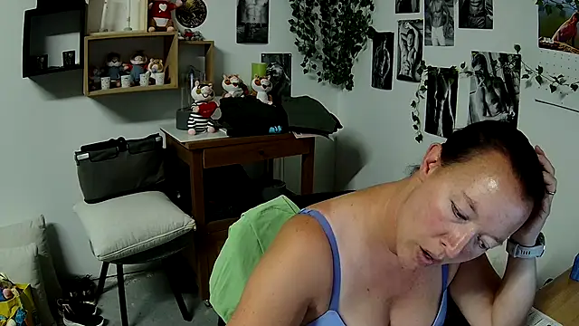 AnyaKrey@xh – Live XXX-chat