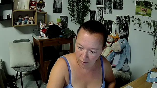 AnyaKrey@xh's Live XXX Chat