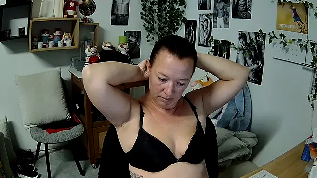 Chat XXX en directo de AnyaKrey@xh
