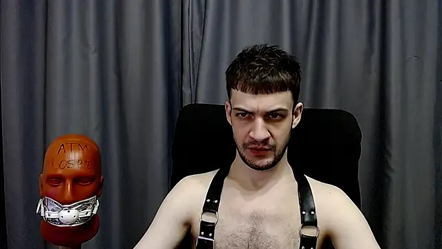 Pokazy przed kamerką – _Damien_thorn_