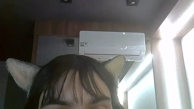 SkinnyKitten Show Webcam
