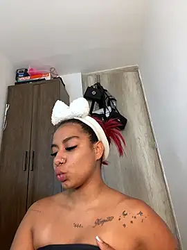 FerAlvax Show in webcam