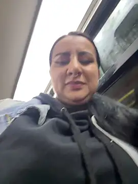 Abril_Luvのウェブカメラショー