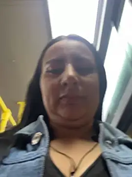 Abril_Luv Webcam Show