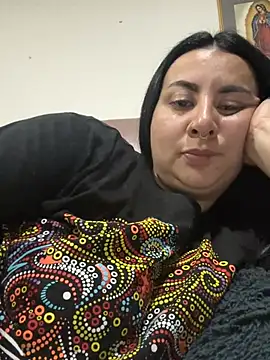 Abril_Luv webcam show