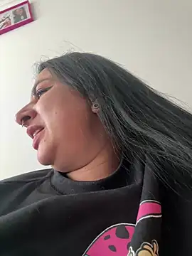 Abril_Luv Adlı Modelin Web Kamerası Şovu