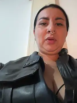 Abril_Luv Live chatroom