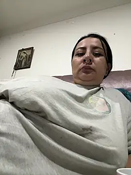 Živá chatovací místnost Abril_Luv