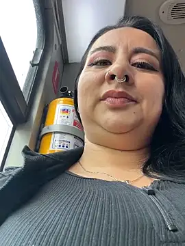 Abril_Luv Webcamshow