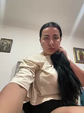 Abril_Luv's Live XXX Chat