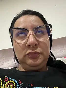 Abril_Luv's Webcam Show