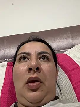 Abril_Luv Pertunjukan Webcam