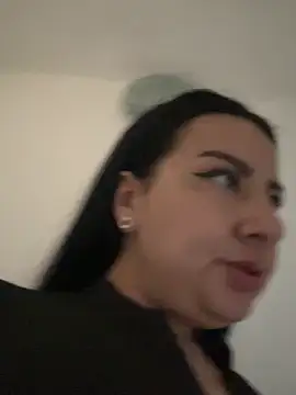 Abril_Luv 在線直播表演