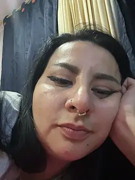 XXX chat uživo modela Abril_Luv
