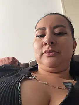 Abril_Luv Live XXX-Chat